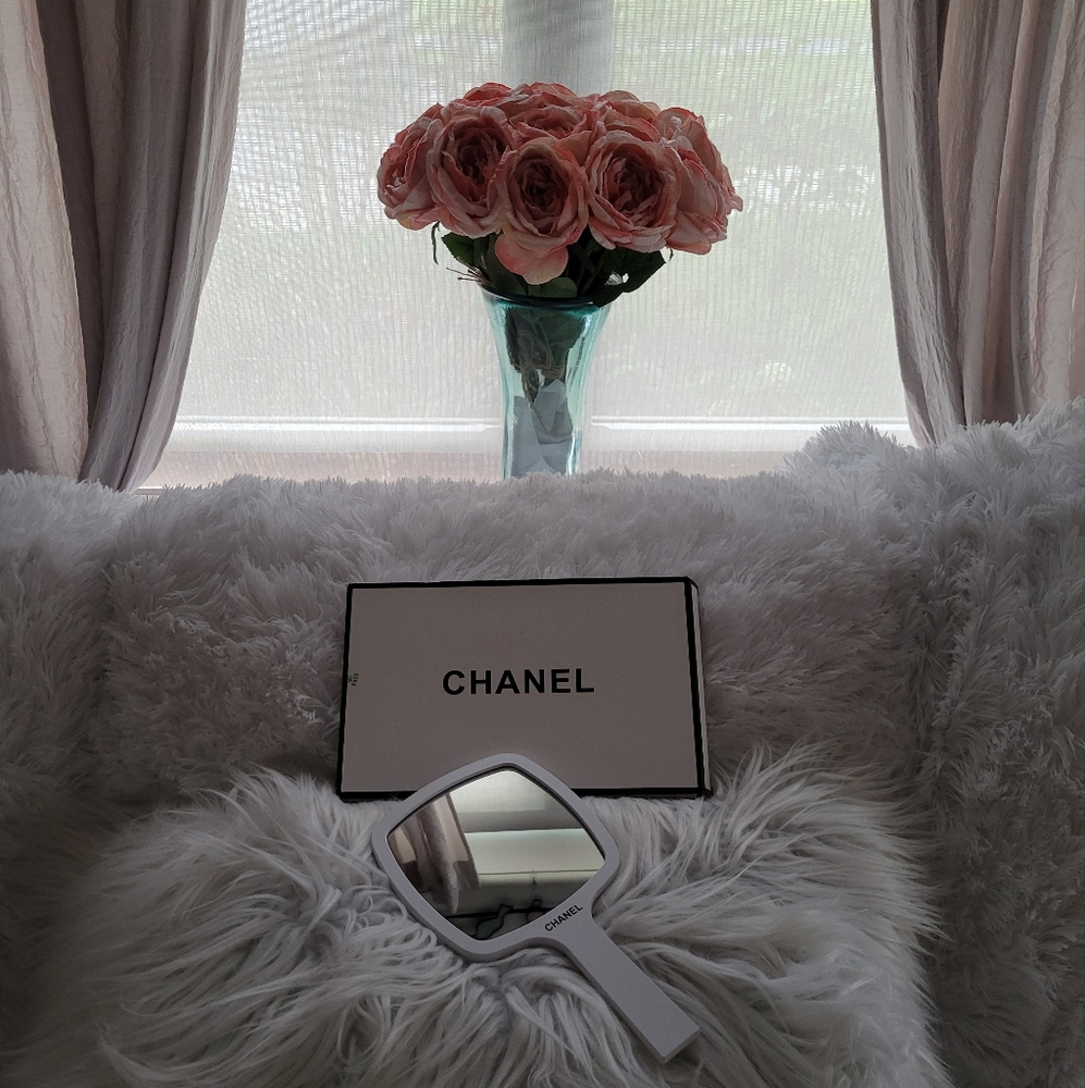 NIB Chanel Handheld Rectangle Mirror 🪞 AUTHENTIC!